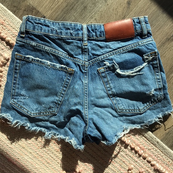 Zara distressed shorts - Picture 3 of 3